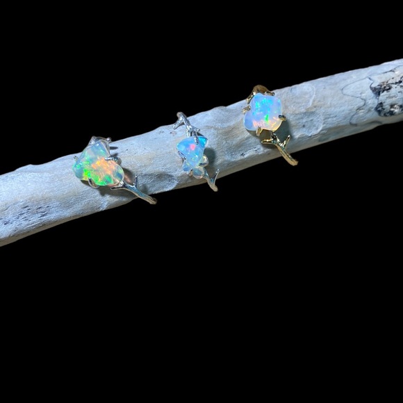 Ethiopian Opal Tree of Life Ring, Welo Opal ring - Picture 2 of 7